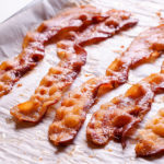 Easiest way to bake bacon in the oven