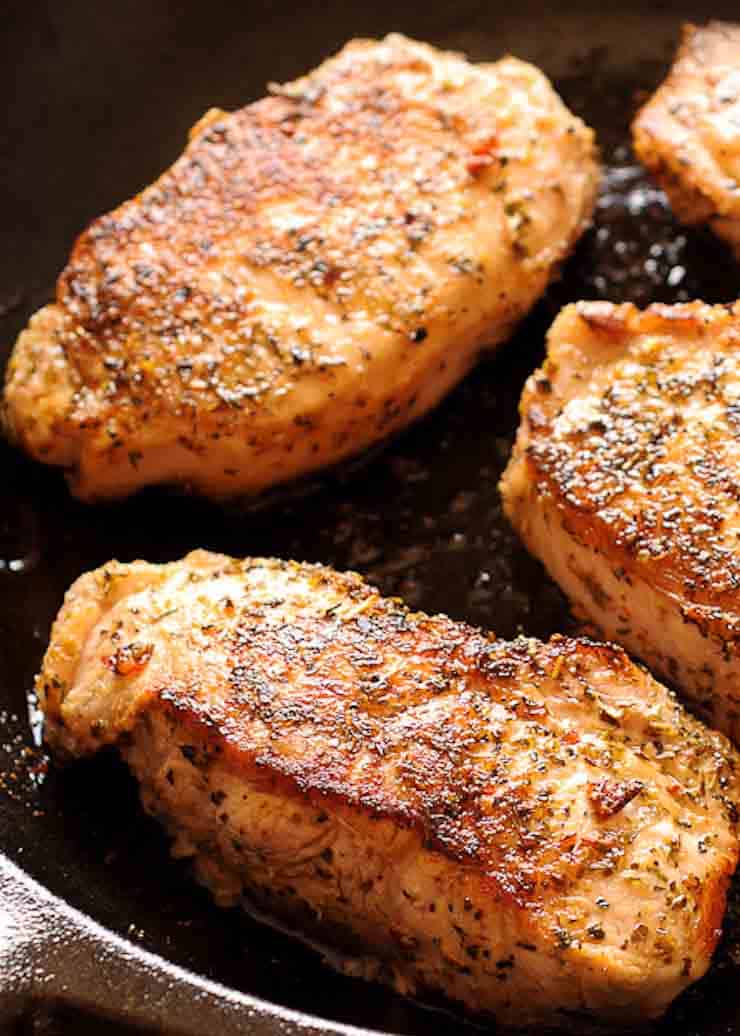 Easy Pan Seared Pork Chops What S In The Pan