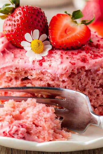 Strawberry Sheet Cake with Strawberry Cream Cheese Frosting