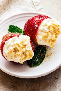 Cheesecake Stuffed Strawberries
