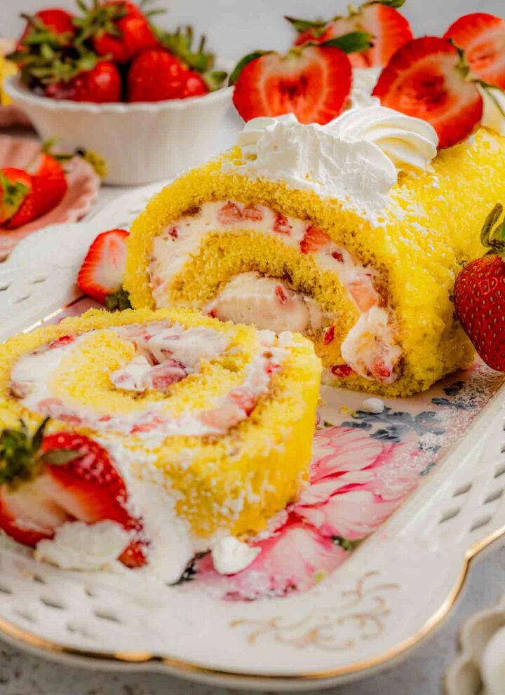 strawberry shortcake roll