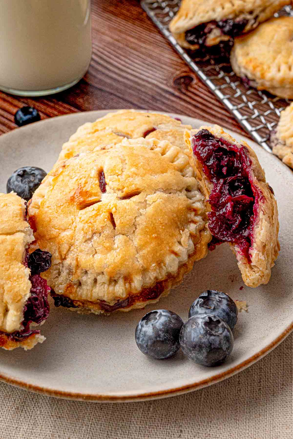 blueberry hand pies