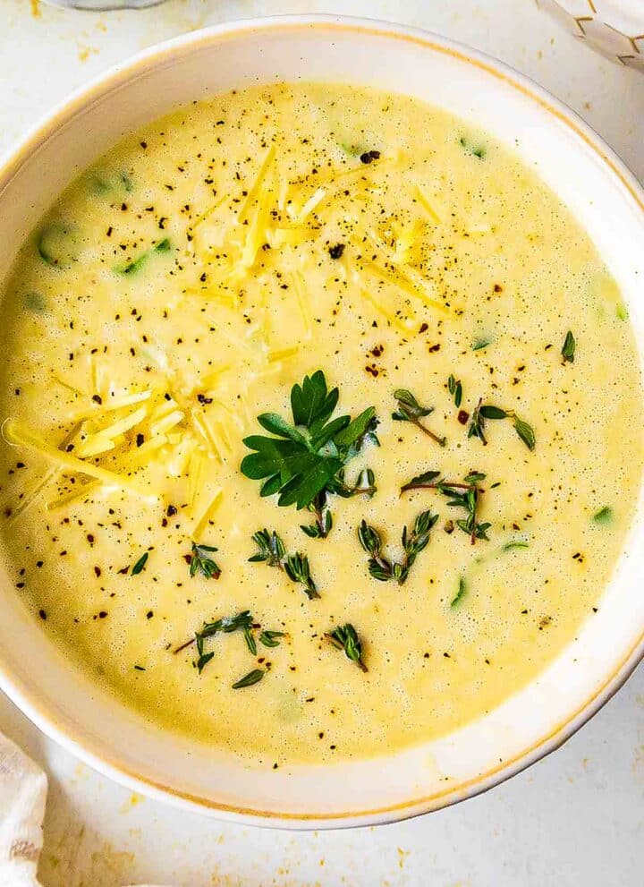 Roasted Cauliflower Potato soup