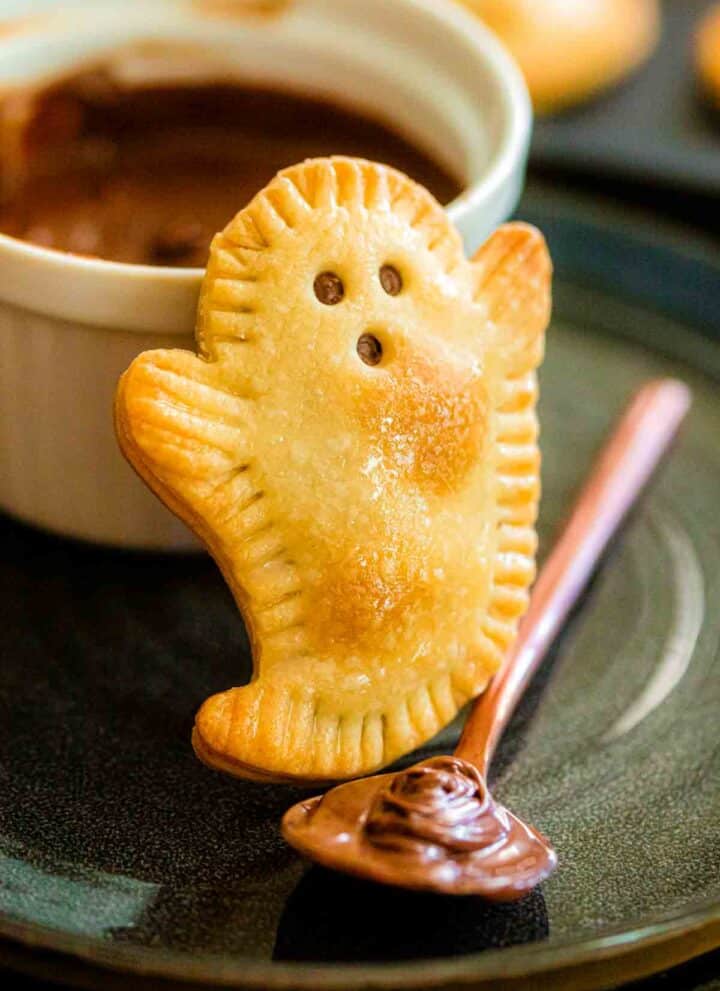 ghost nutella hand pies