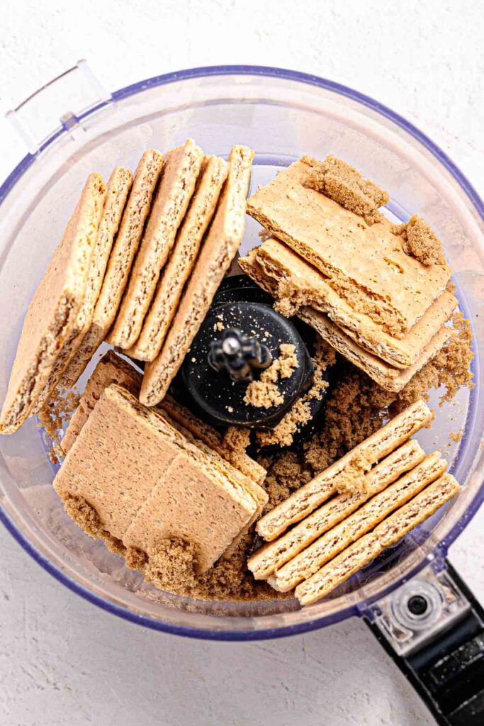 whole graham crackers inside food processor