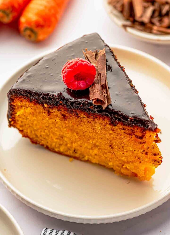 Brazilian Carrot Cake with Chocolate Glaze