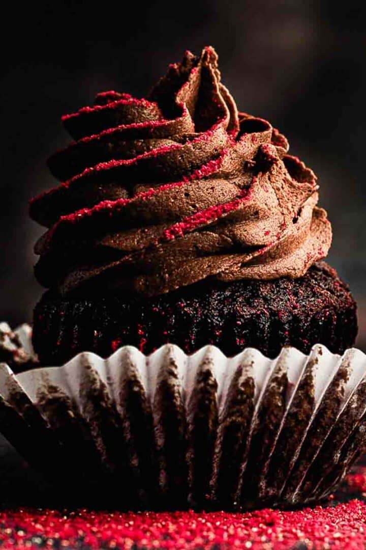 raspberry chocolate cupcakes