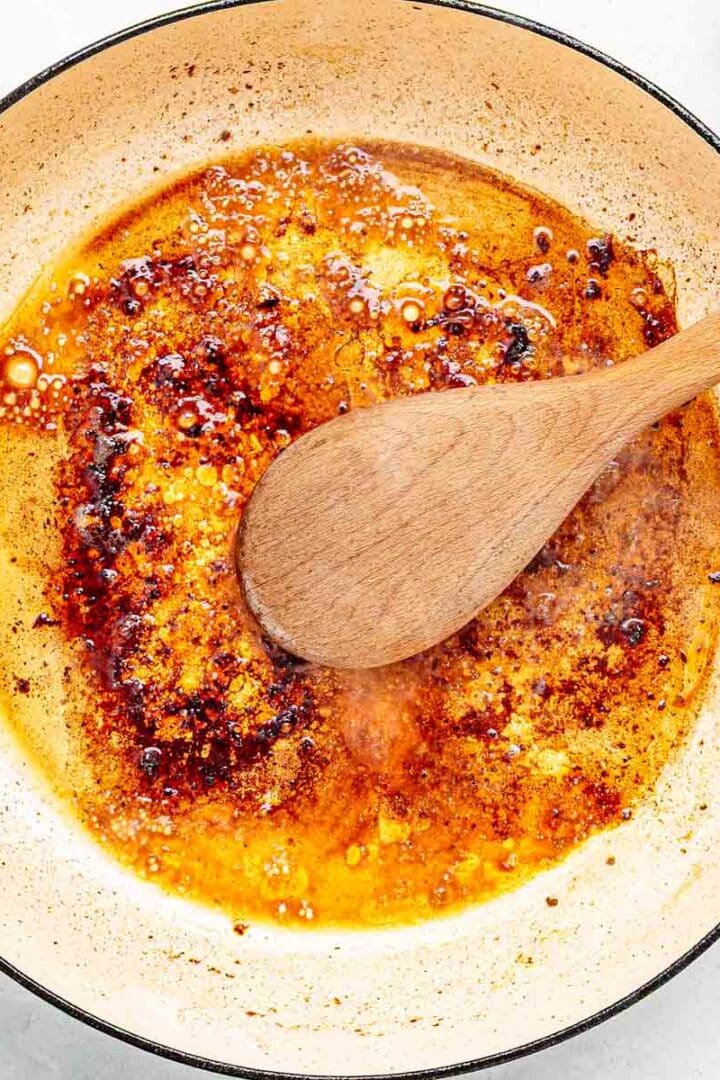 skillet with grease in it