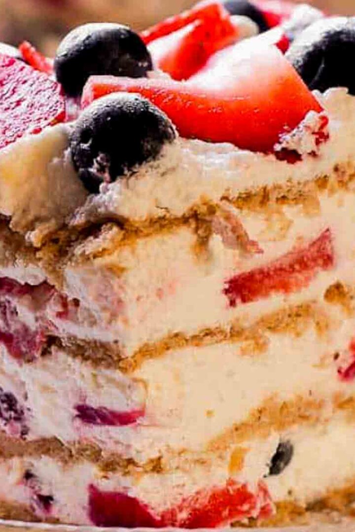 No Bake Patriotic Icebox Cake (Memorial Day Dessert)