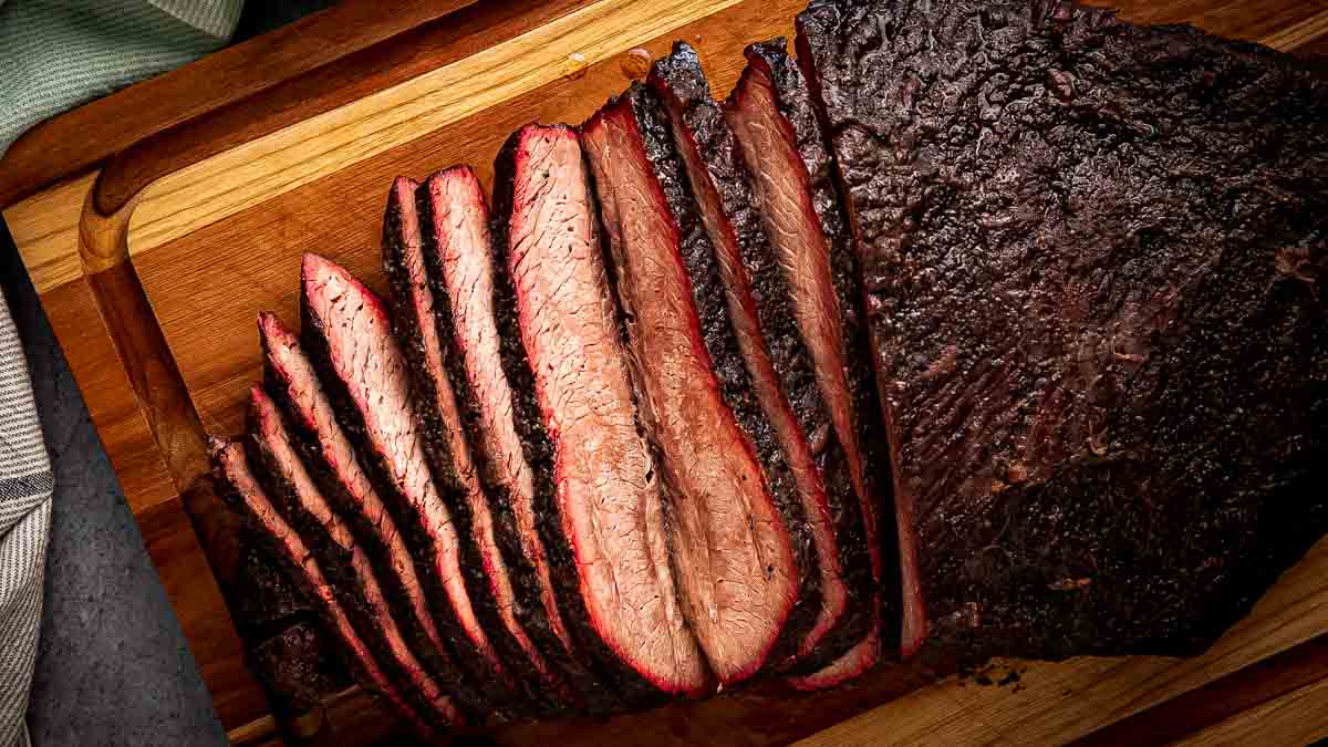 how to cut brisket flat perfectly against the grain