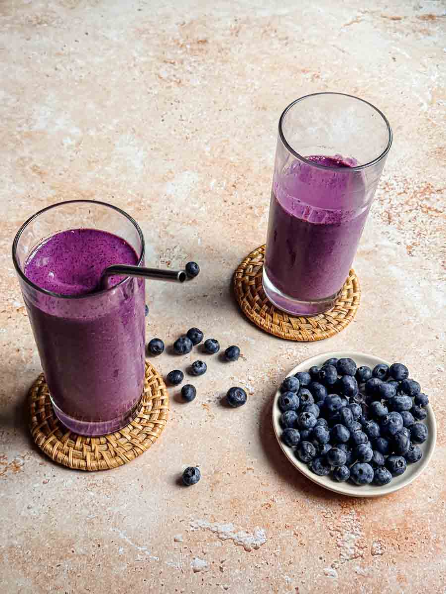 sugar free blueberry whey smoothie in glasses